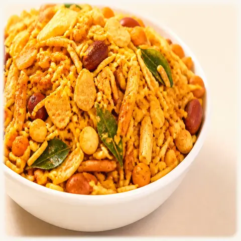 METHI GANTHIYA — Namkeen from Vinod Namkeen